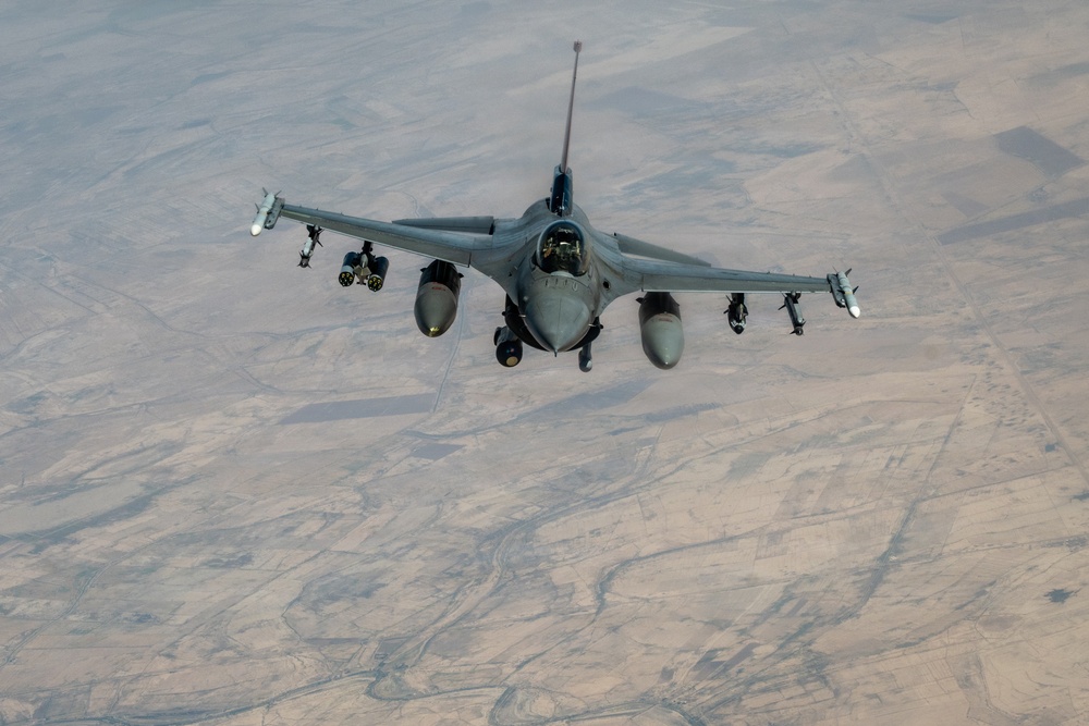 KC-135 refuels F-16s in support USCENTCOM