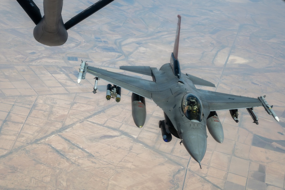 KC-135 refuels F-16s in support USCENTCOM