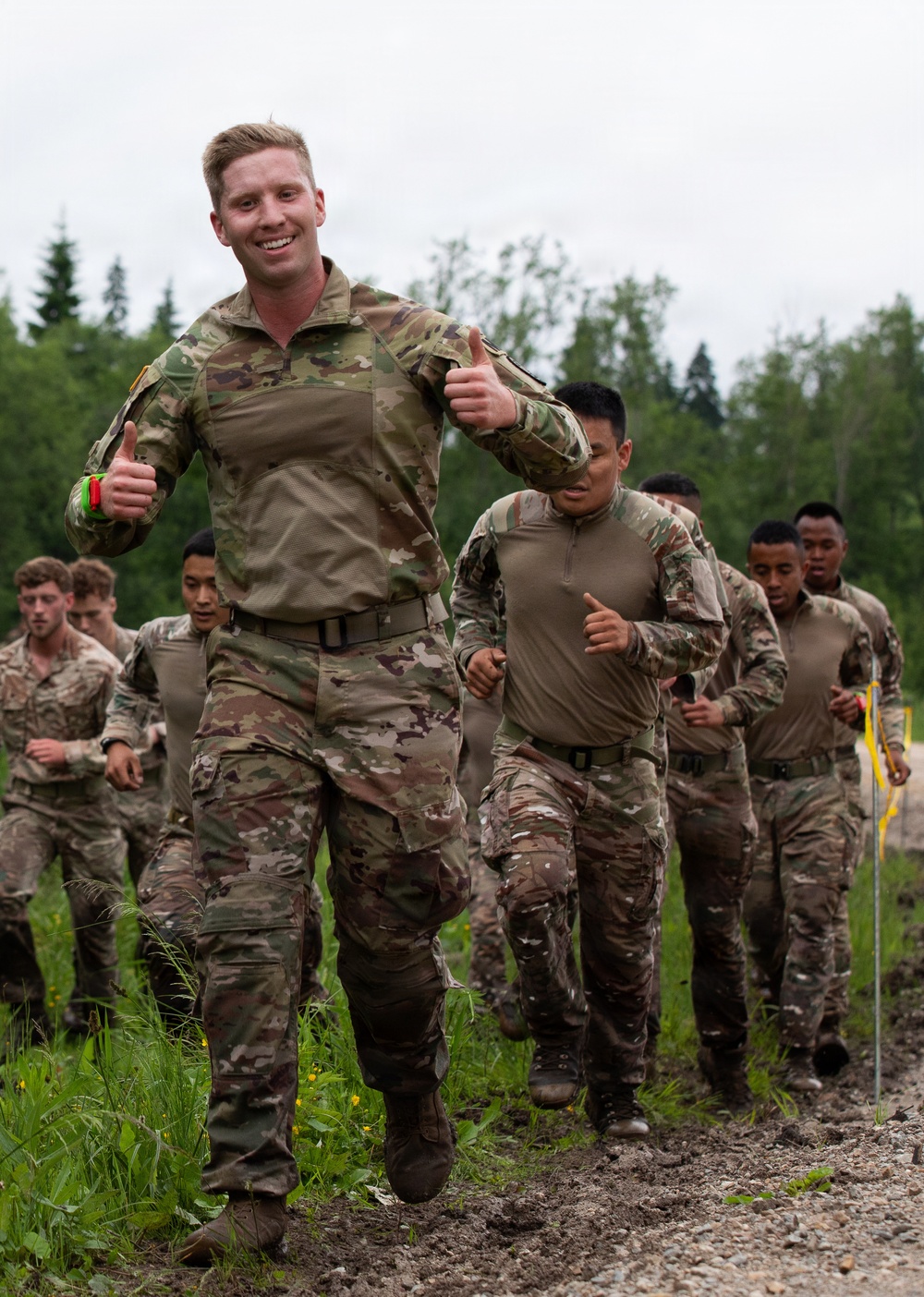 U.S., British, French soldiers participate in commemorative Bir Hakeim 10K mud race in Estonia