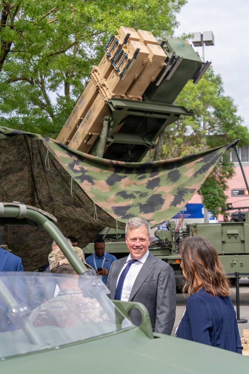 Secretary of the Army visits U.S. Army air defenders at Eurosatory 2026