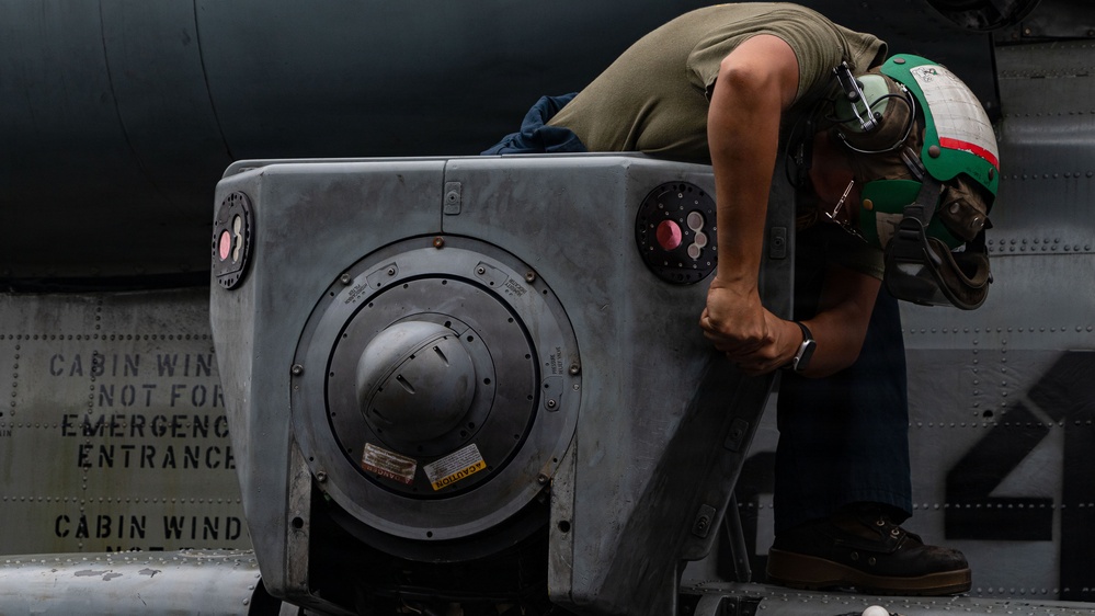 USS Portland Marines Conduct Routine Operations