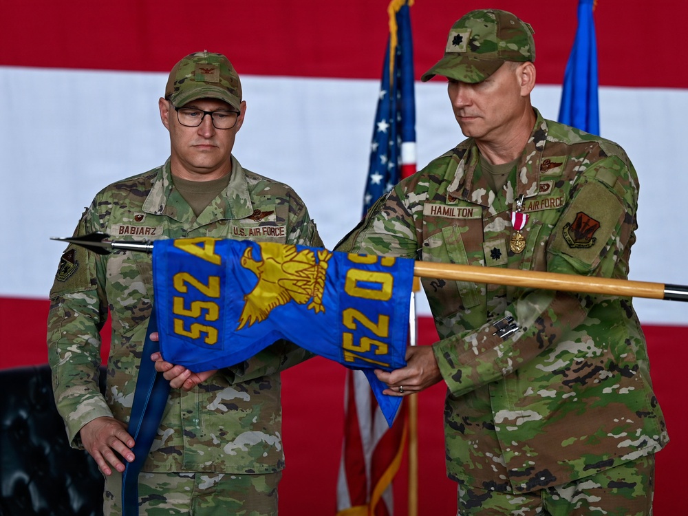 752nd Operations Support Squadron inactivated, 71st Air Control Squadron activated at Tinker