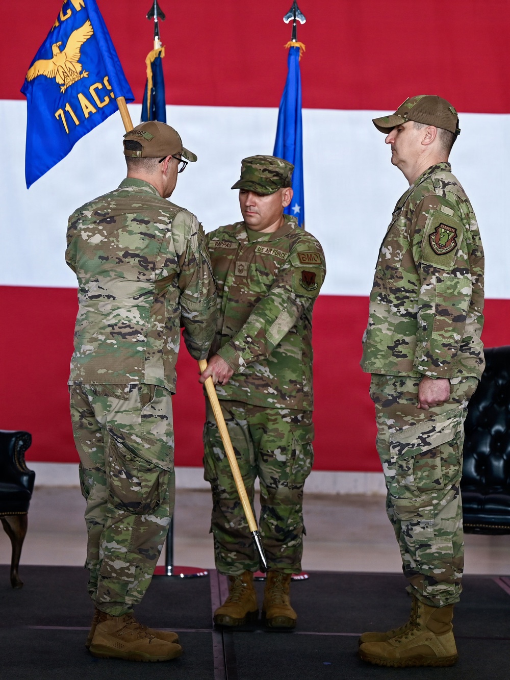 752nd Operations Support Squadron inactivated, 71st Air Control Squadron activated at Tinker