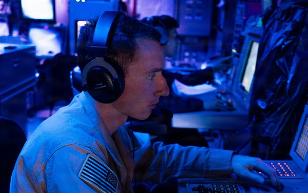 USS Donald Cook tracks data coordination