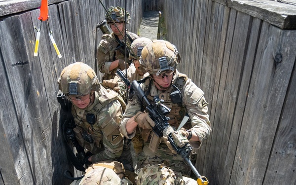 Blackfoot Company, 1-4 Infantry - Blank firing range in GTA