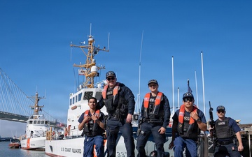 Coast Guard Station San Francisco conducts security patrol in support of Operation Ready Eagle