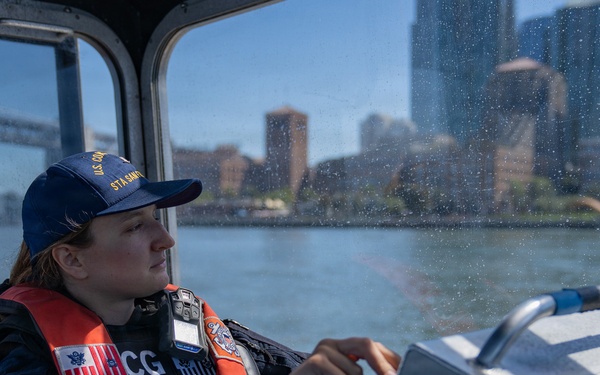 Coast Guard Station San Francisco conducts security patrol in support of Operation Ready Eagle
