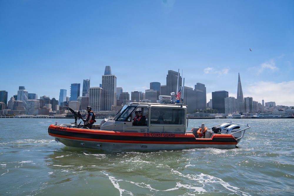 Coast Guard Station San Francisco conducts security patrol in support of Operation Ready Eagle
