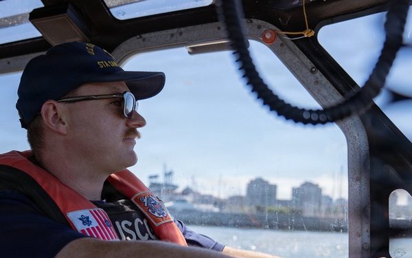 Coast Guard Station San Francisco conducts security patrol in support of Operation Ready Eagle