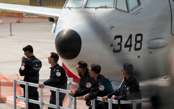 Viper Demo performs at Fairchild AFB