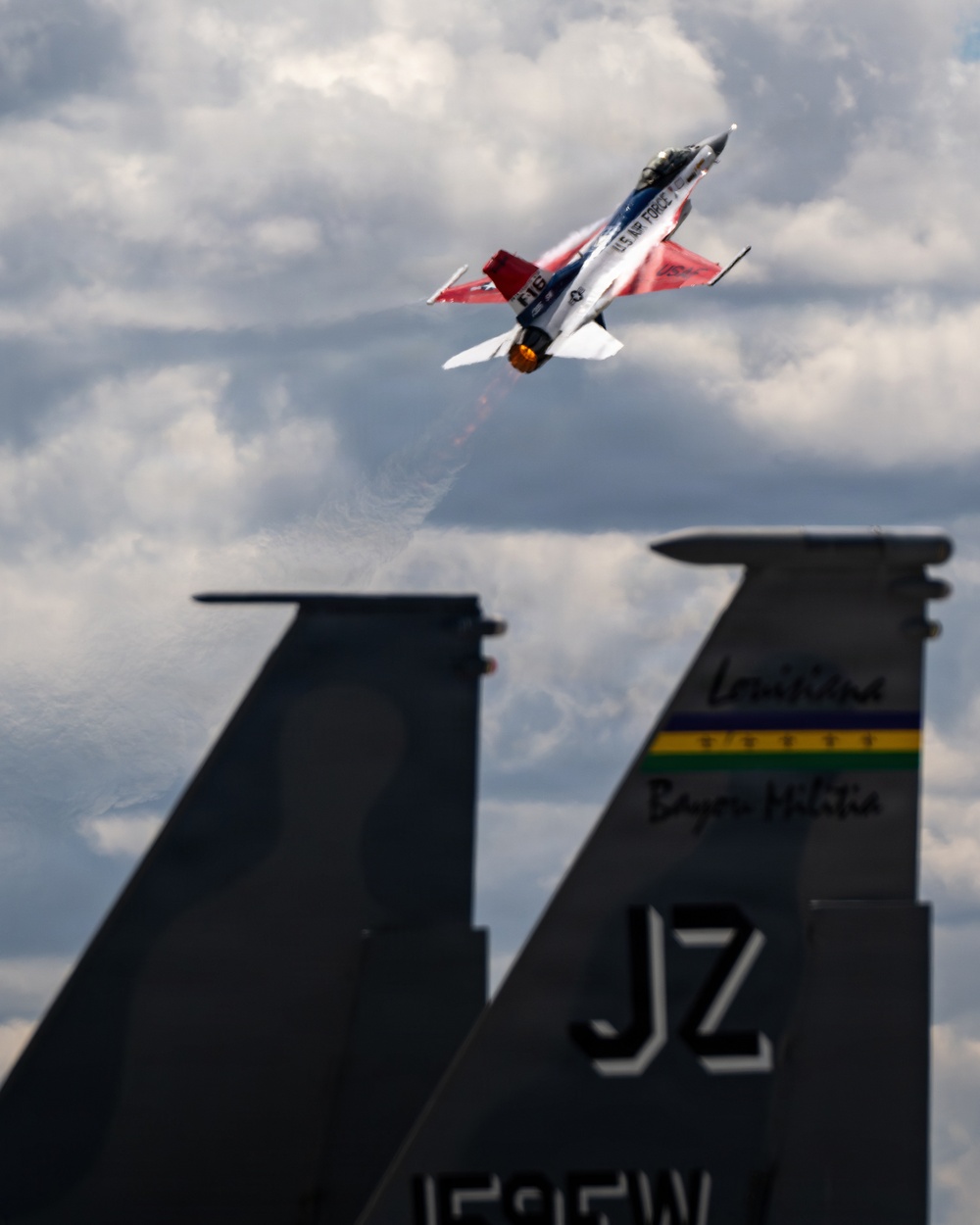 Viper Demo performs at Fairchild AFB