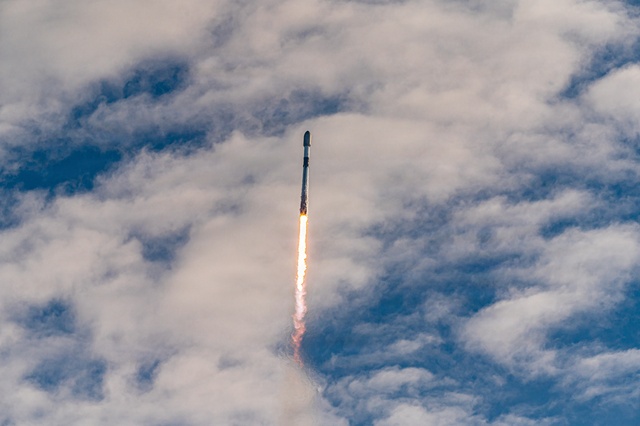 Starlink 10-54 Launches from Cape Canaveral Space Force Station