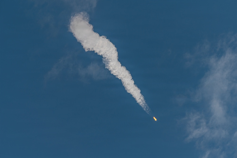 Starlink 10-54 Launches from Cape Canaveral Space Force Station