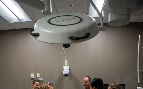 Reservists Participate in Medical Training at NMCSD