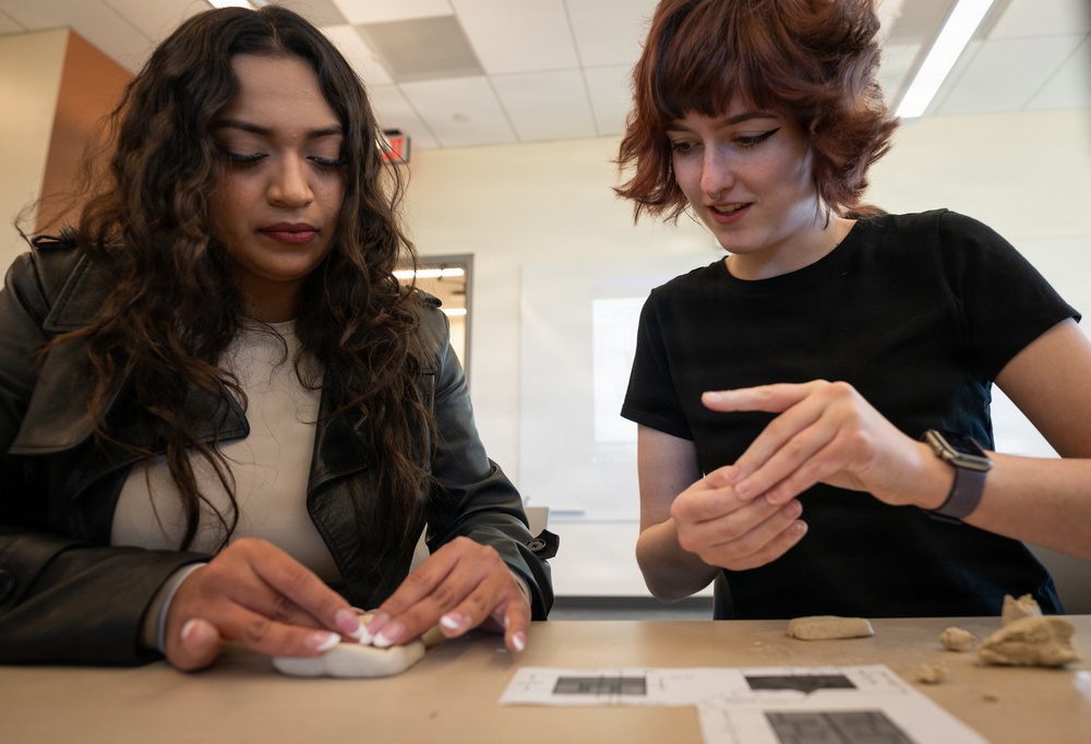 College Students Learn by Teaching in Fathomwerx Fridays Workshop Series
