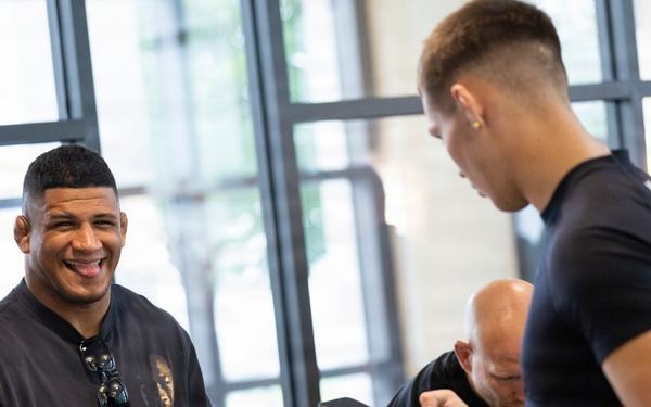 In Their Corner: UFC Visits Walter Reed Warriors