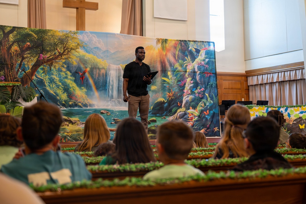 Kirtland Chapel host Vacation Bible School