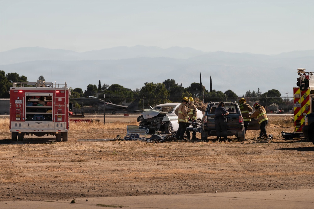 144th Firefighters Conduct Single-Vehicle Auto Extraction Training