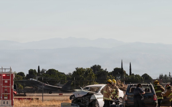 144th Firefighters Conduct Single-Vehicle Auto Extraction Training