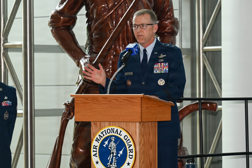Sundin promotes to ANGRC Command Chief