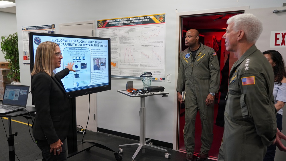 U.S. Fleet Forces Commander Visits Naval Health Research Center, Praises Innovations in Warfighter Health and Readiness