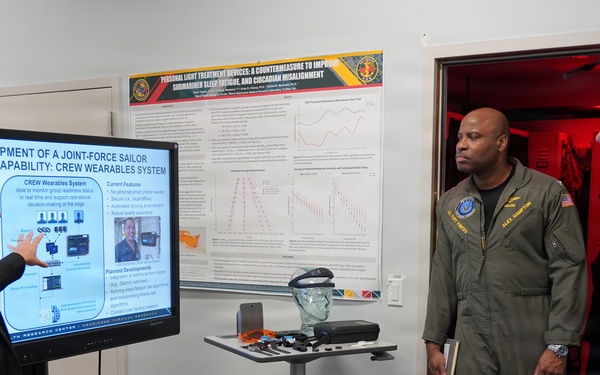 U.S. Fleet Forces Commander Visits Naval Health Research Center, Praises Innovations in Warfighter Health and Readiness
