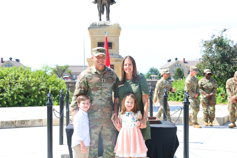 1-63 AR Change of Responsibility Ceremony