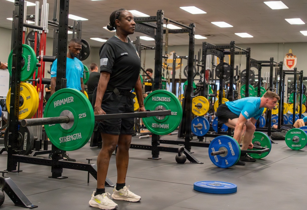 Sergeant Audie Murphy Club Trains with H2F at Greywolf Fitness Center