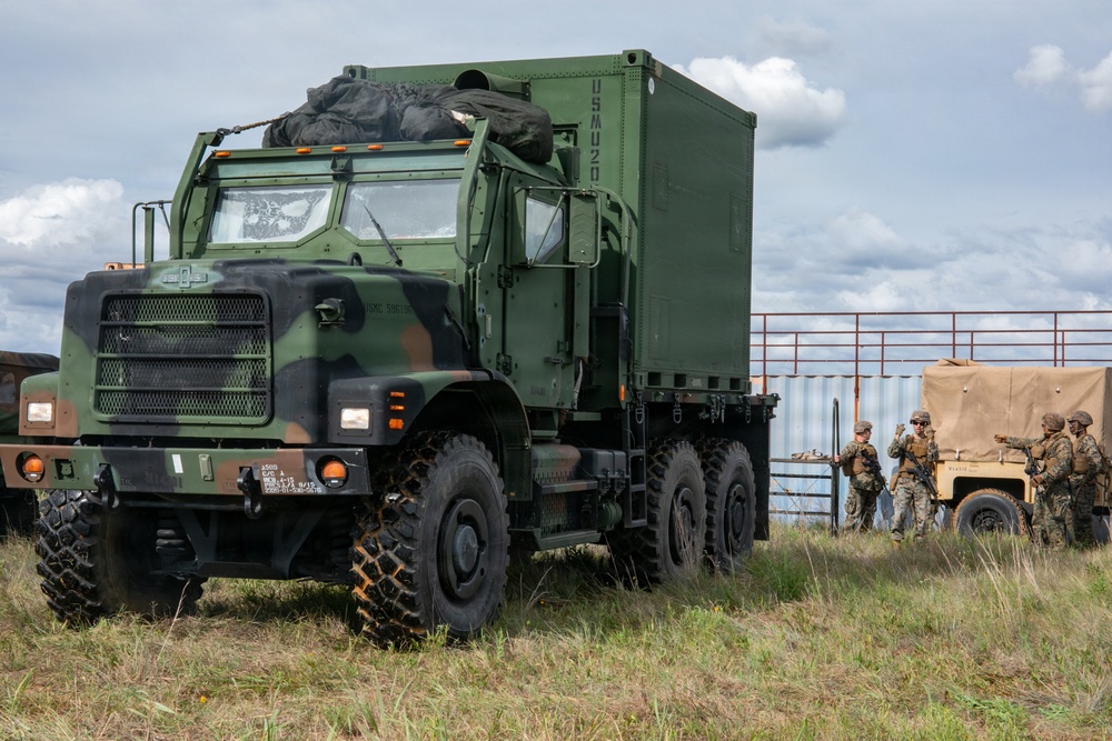 14th Marines establish field communications