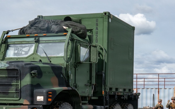 14th Marines establish field communications