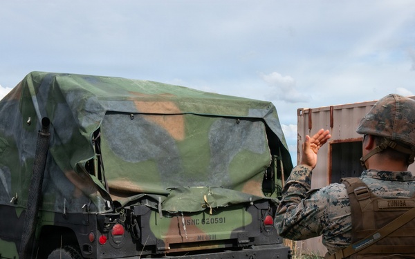 14th Marines establish field communications