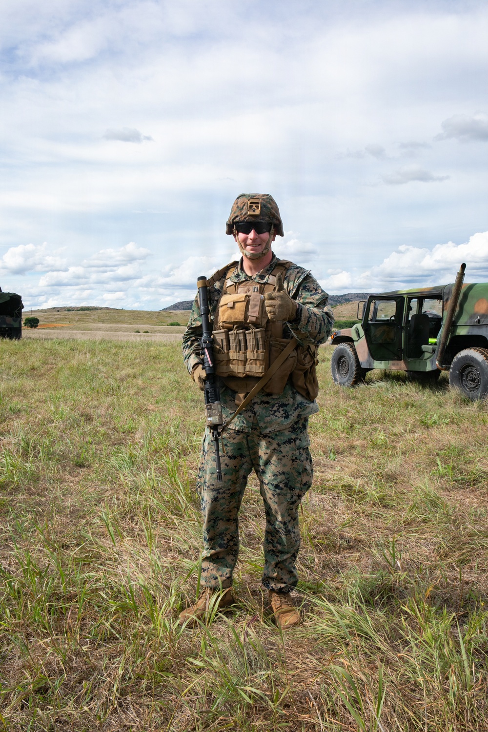 14th Marines establish field communications