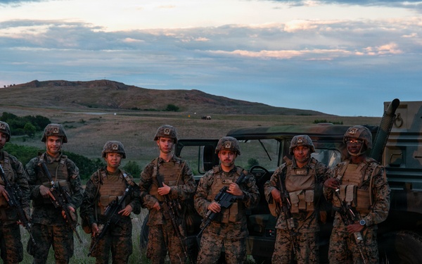 14th Marines establish field communications