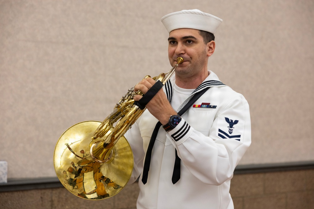 Sailors Visit YMCA Healthy Living Center During Omaha Navy Week