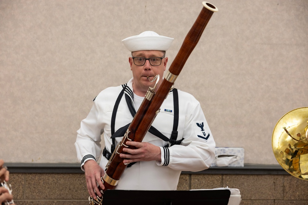 Sailors Visit YMCA Healthy Living Center During Omaha Navy Week