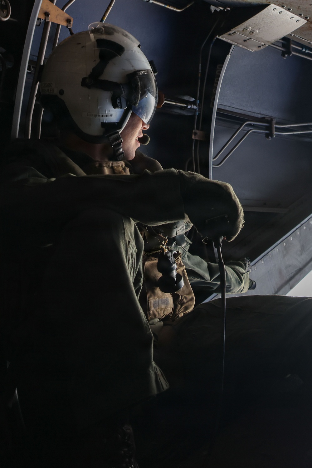 VMM-363 supports 25th Infantry Division during air assault training exercise