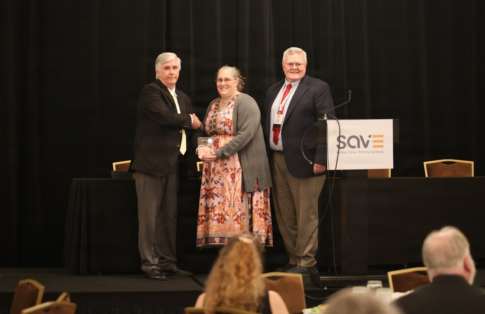 US Army Corps of Engineers Transatlantic Division Value Program receives the Jimmie Carter Outstanding Accomplishment in Management Award at the SAVE Internationl Value Summit.