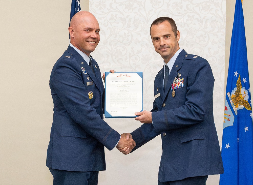 375th Comptroller Squadron welcomes new commander