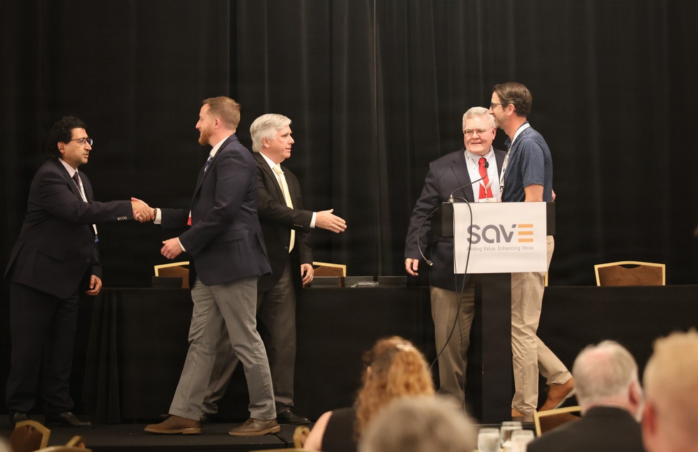 USACE employeesreceive awards at SAVE International Conference