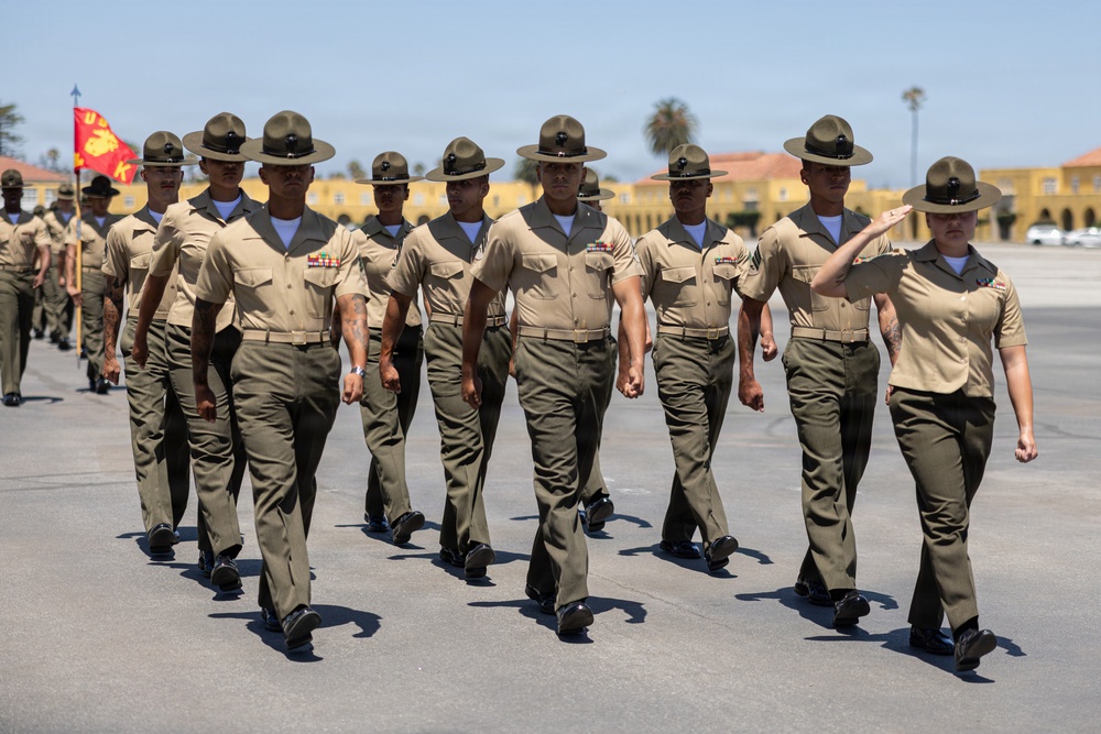 Sgt. Maj. Kholodov Retirement Ceremony