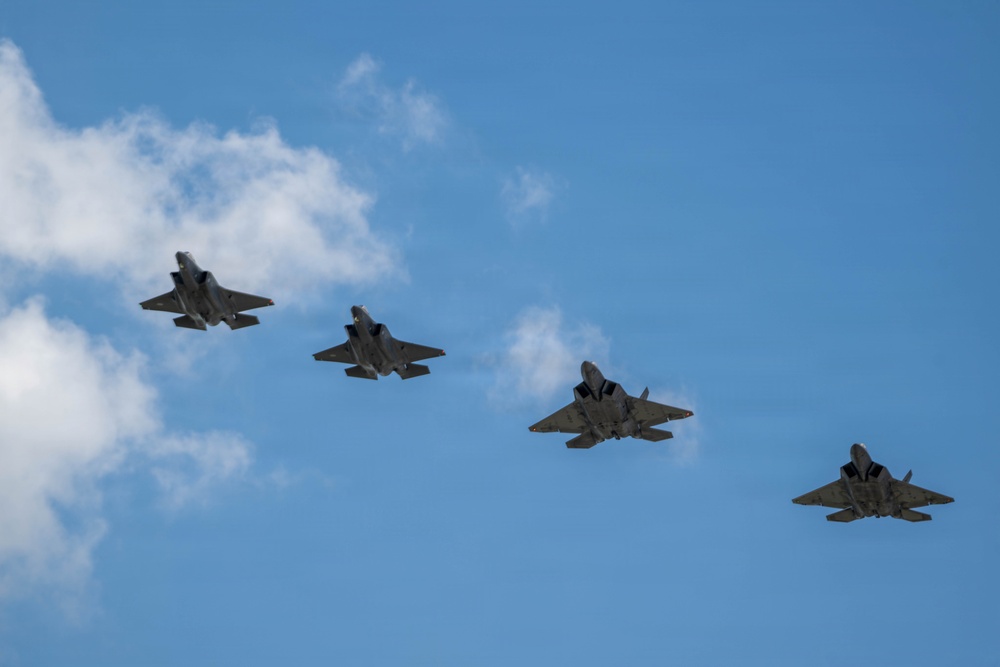 Virginia Air National Guard F-22 Raptors Train Alongside Finnish F-35s at Ebbing ANGB