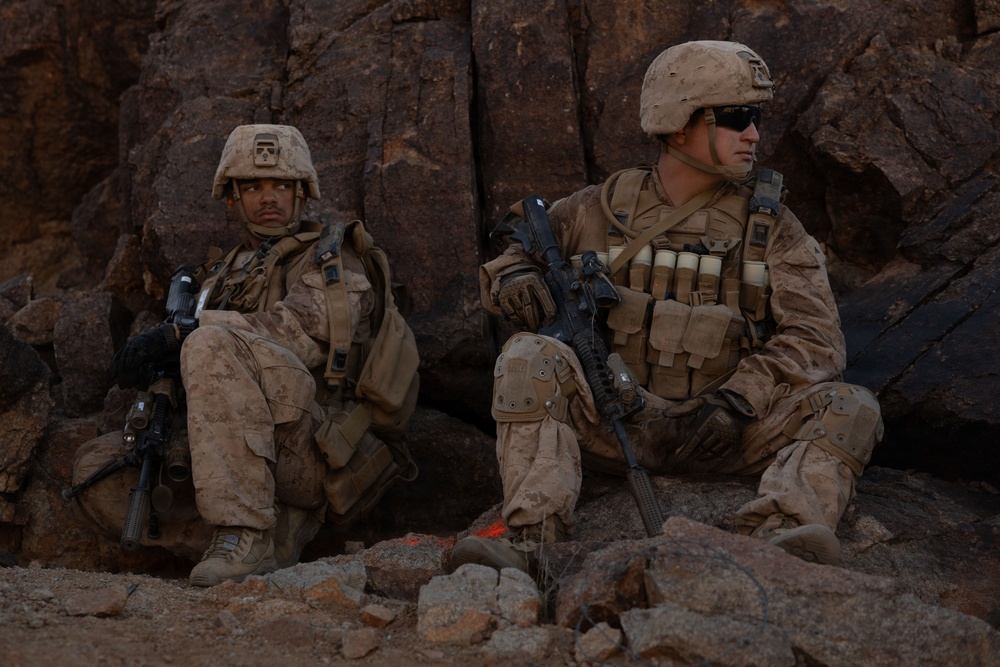 1st Battalion, 24th Marines Conduct Platoon Attack at Range 400