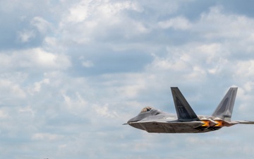Virginia Air National Guard F-22 Raptors Train Alongside Finnish F-35s at Ebbing ANGB