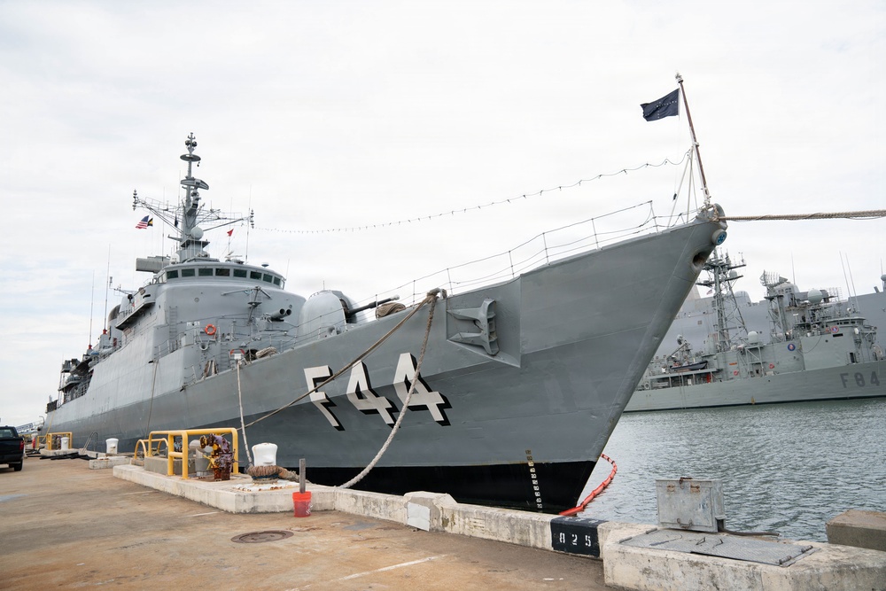 Brazilian Navy Niteroi-class frigate Independencia (F44) at Naval Station Norfolk for Fleet Exercise (FLEETEX) 250