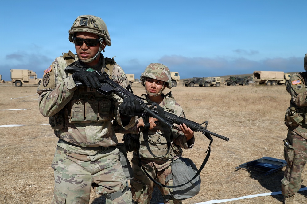 40th ID DTAC troops execute Soldier Skill Level 10 training refresher