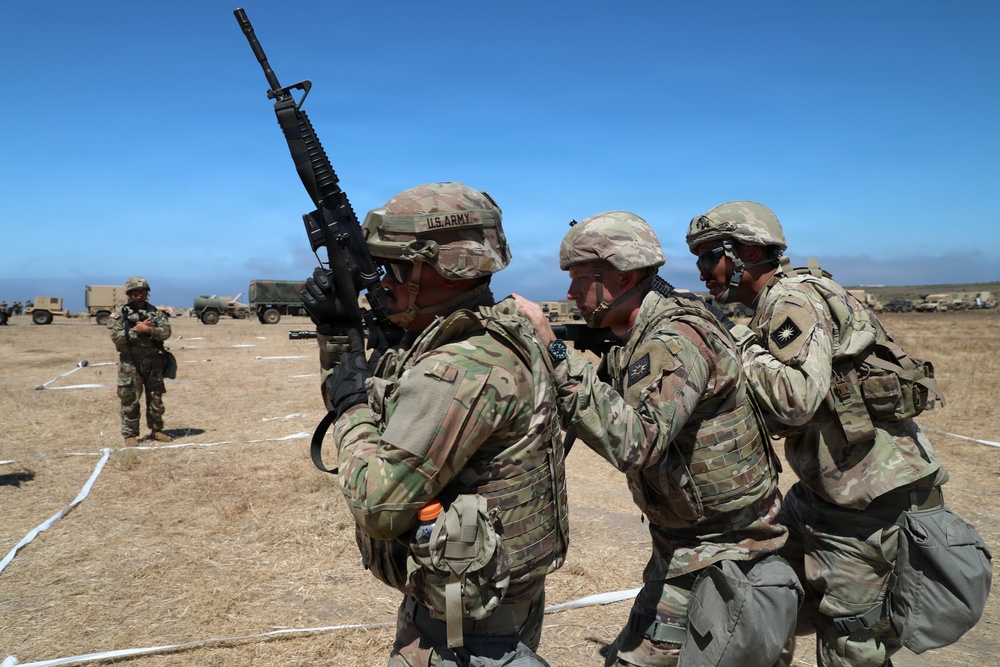 40th ID DTAC troops execute Soldier Skill Level 10 training refresher