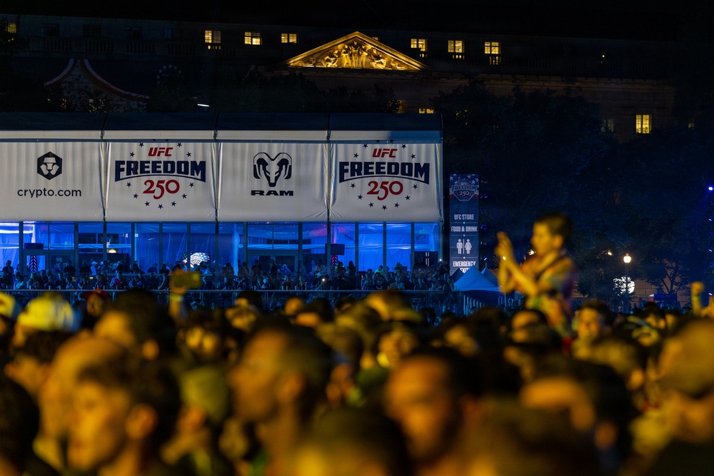 The U.S. Army Ceremonial Band performs with Zac Brown Band at Freedom 250 Fan Fest