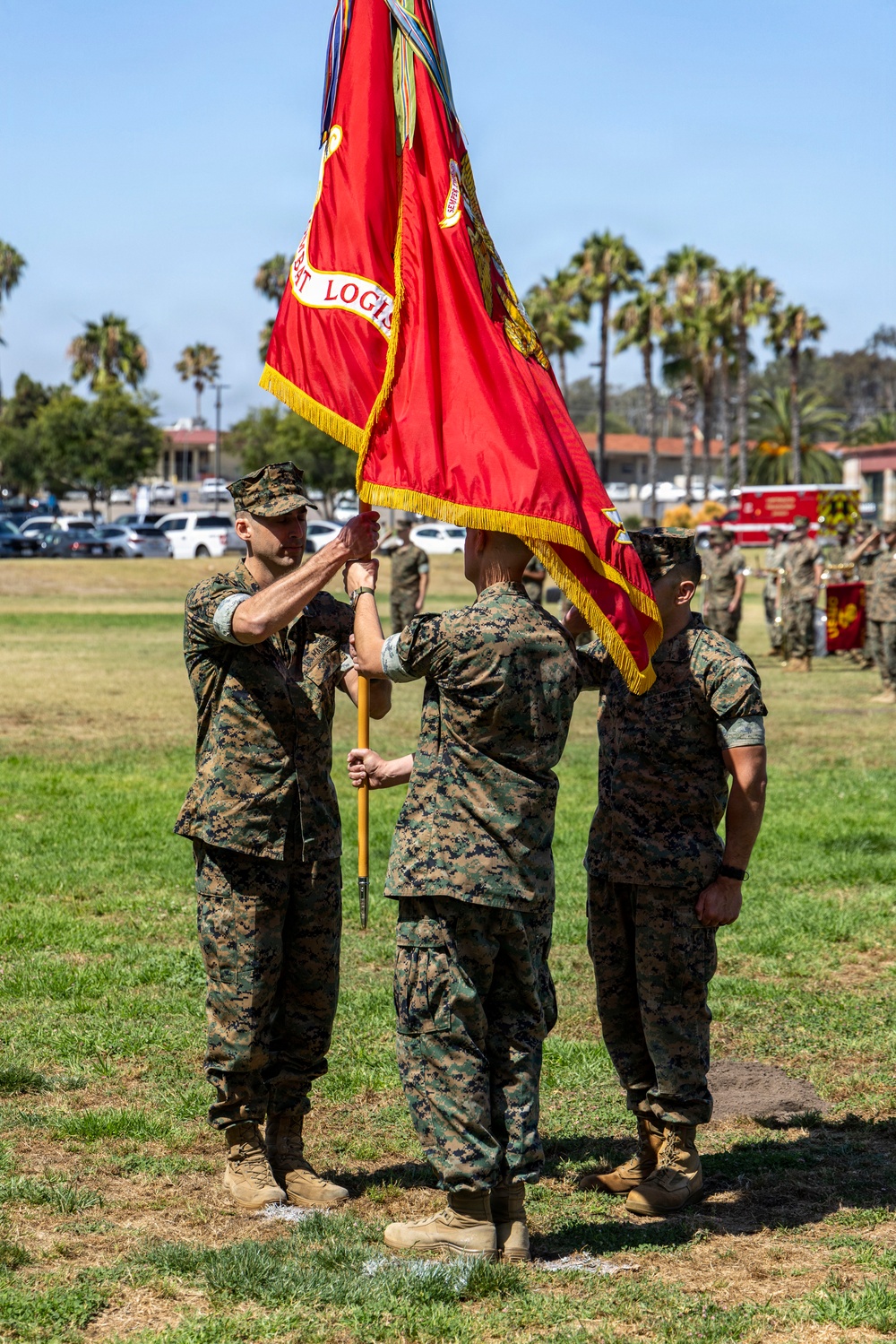 Combat Logistics Battalion 13 conducts change of command ceremony