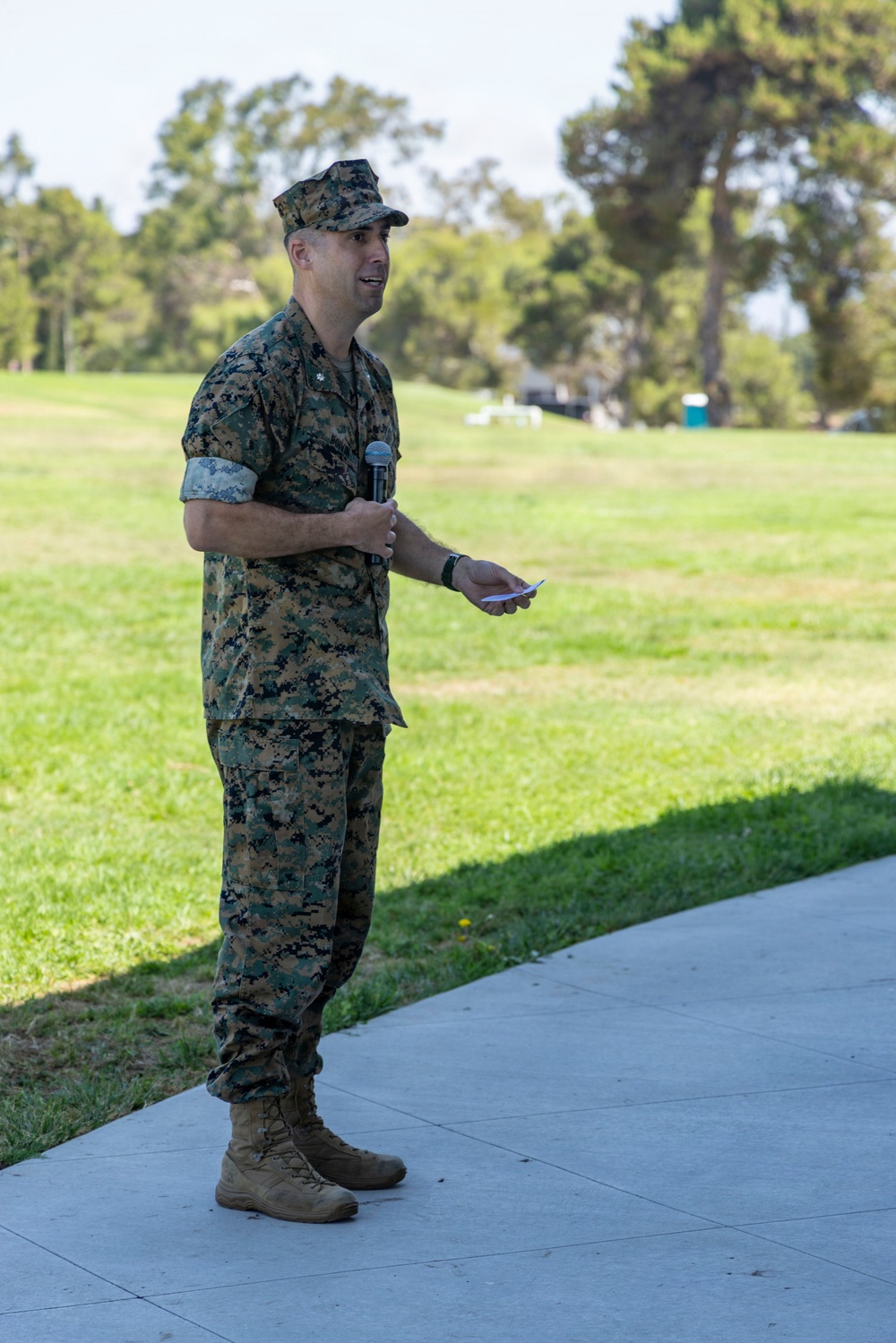 Combat Logistics Battalion 13 conducts change of command ceremony