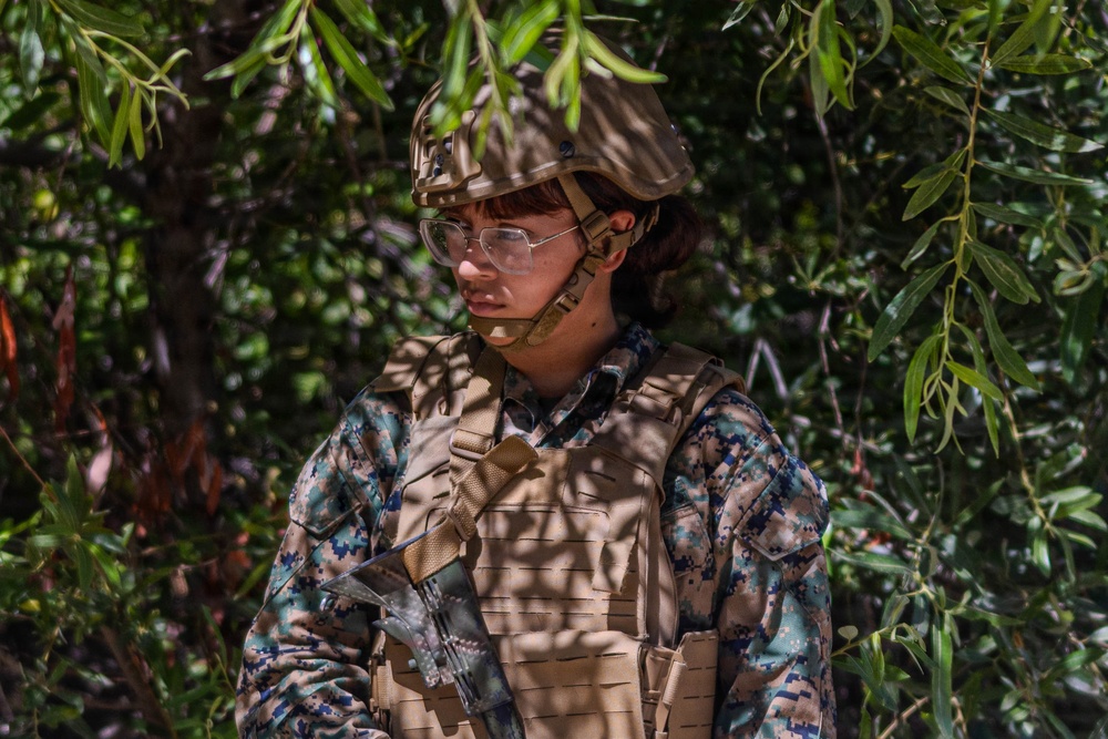 COMMSTRAT Marines conduct field training exercise at Camp Pendleton